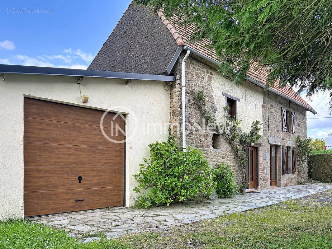 Maison à vendre, 78m², Sartilly