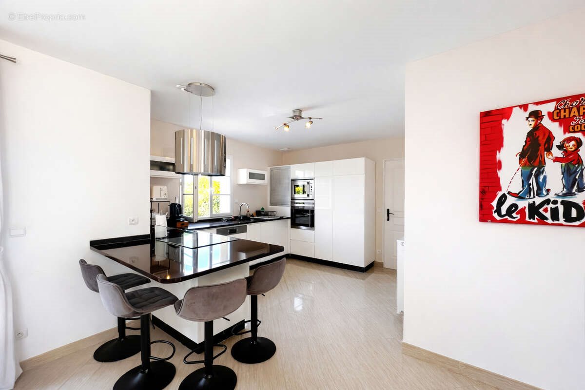 Maison à vendre, 162m², Orry-la-Ville