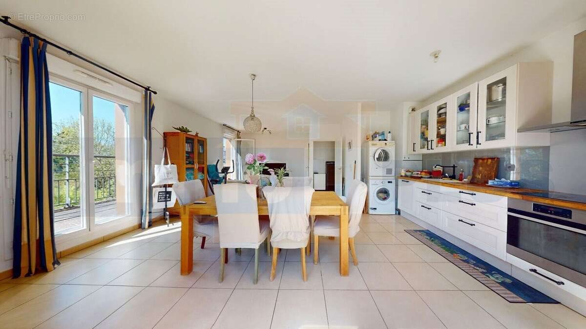 Appartement à vendre, 76m², Fontenay-le-Fleury