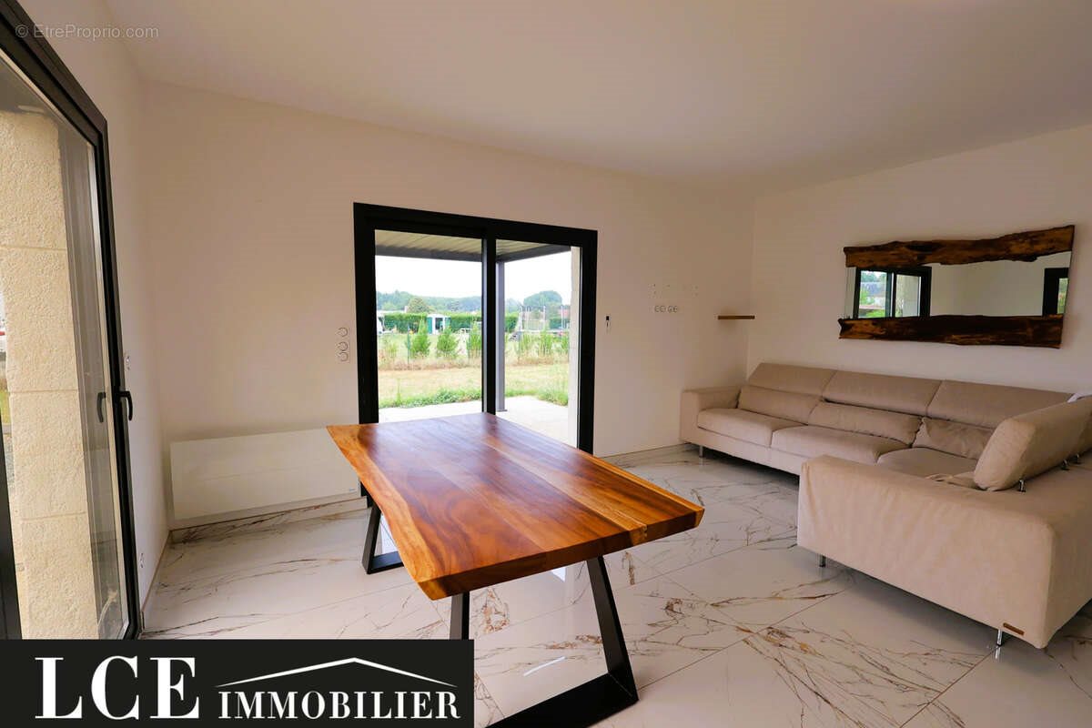 Maison à vendre, 86m², Lavaré