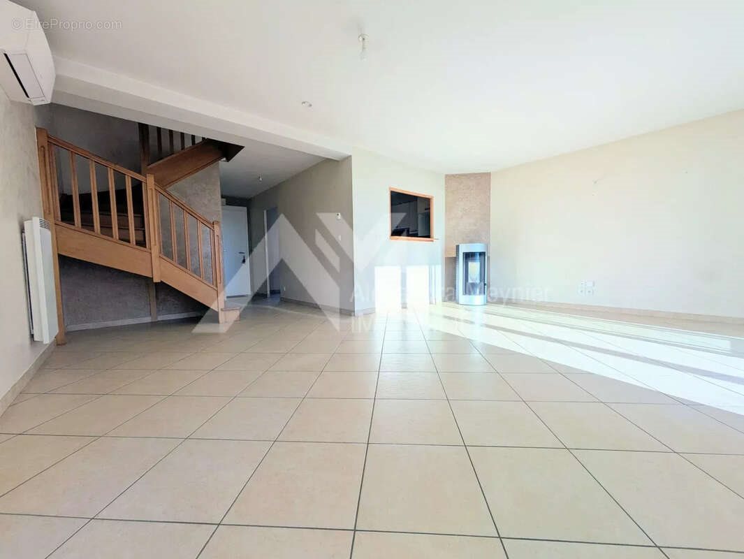 Maison à vendre, 110m², Saint-Marcellin