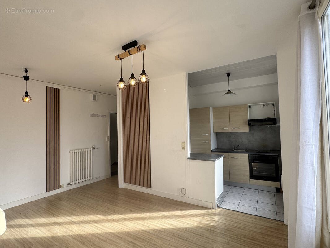 Appartement à vendre, 36m², Bondy