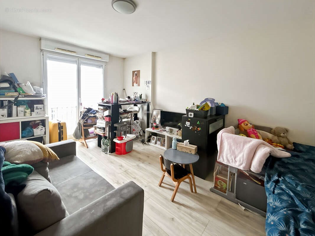 Appartement à vendre, 22m², Cergy