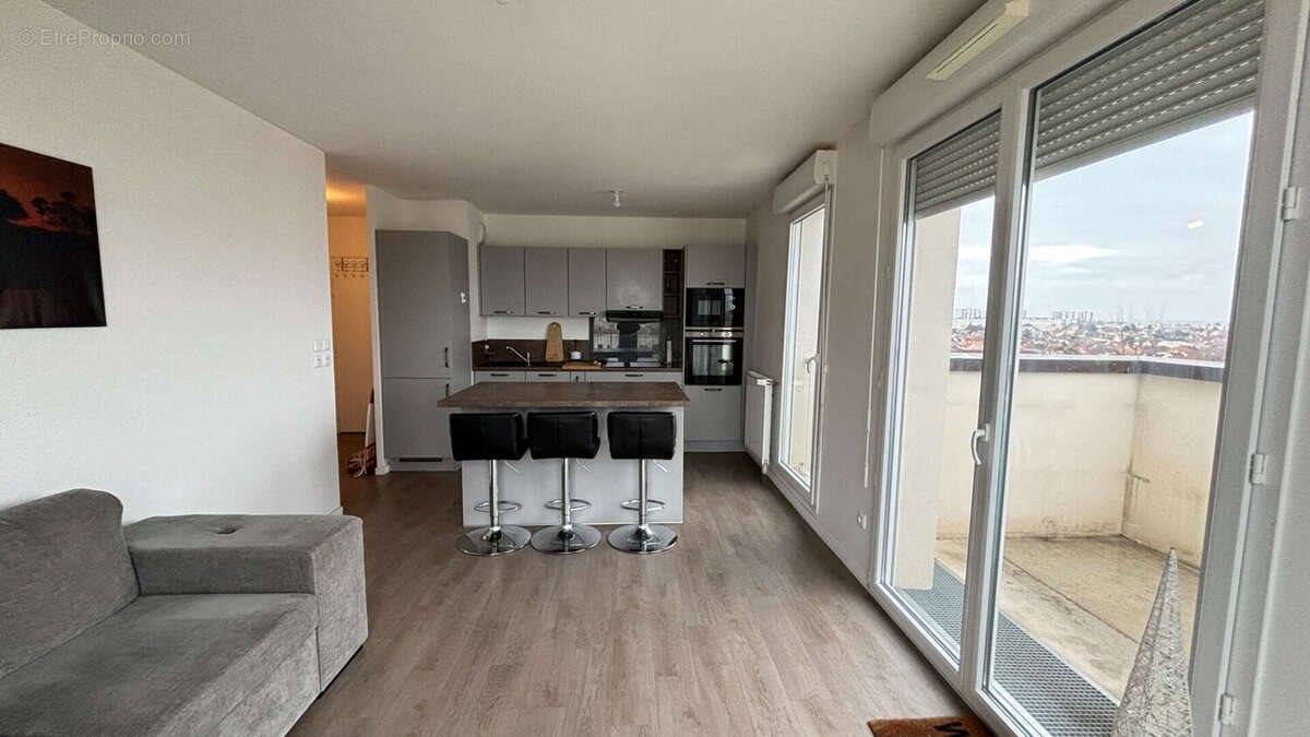 Appartement à vendre, 60m², Evry