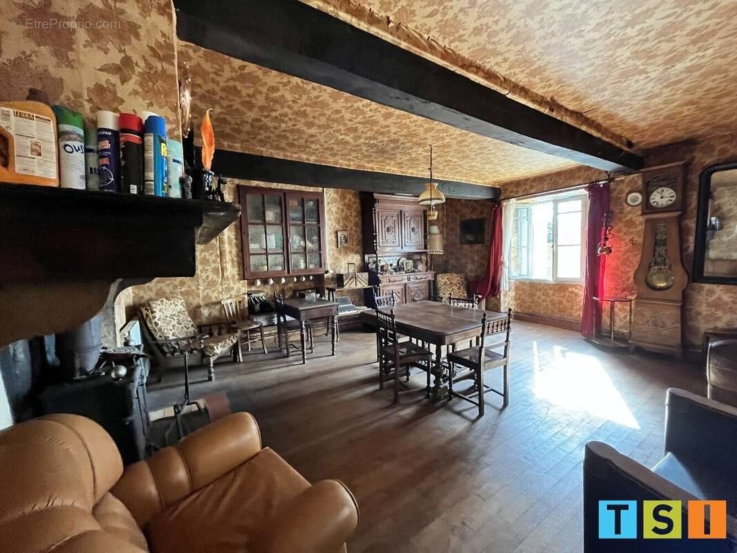 Maison à vendre, 137m², Villeneuve-Lécussan