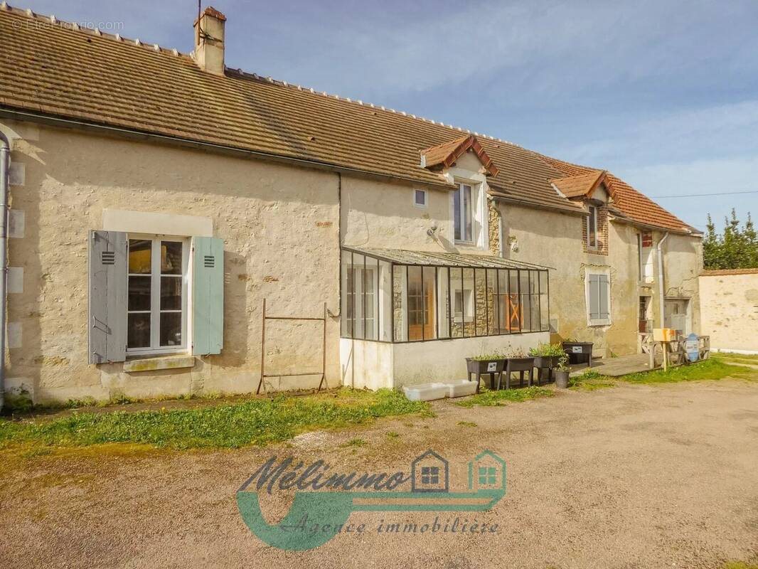 Maison à vendre, 120m², Ouanne