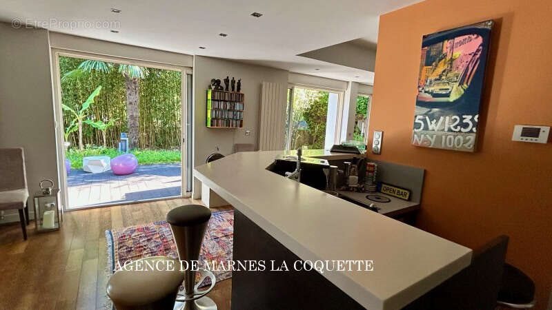 Maison à vendre, 230m², Saint-Cloud