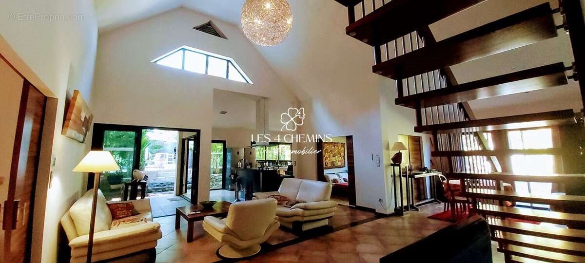Maison à vendre, 220m², Saint-Pierre