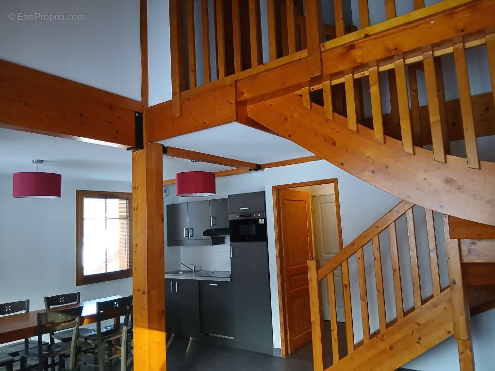 Appartement à vendre, 67m², Saint-Colomban-des-Villards
