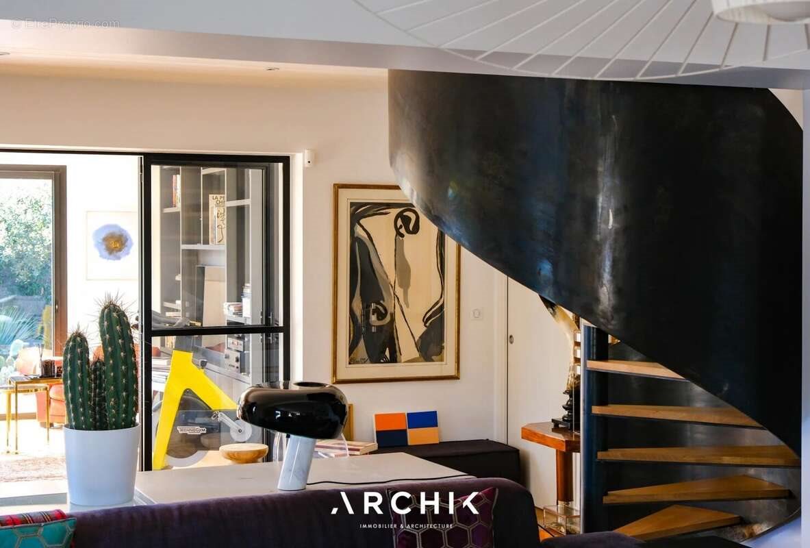 Maison à vendre, 260m², Gujan-Mestras