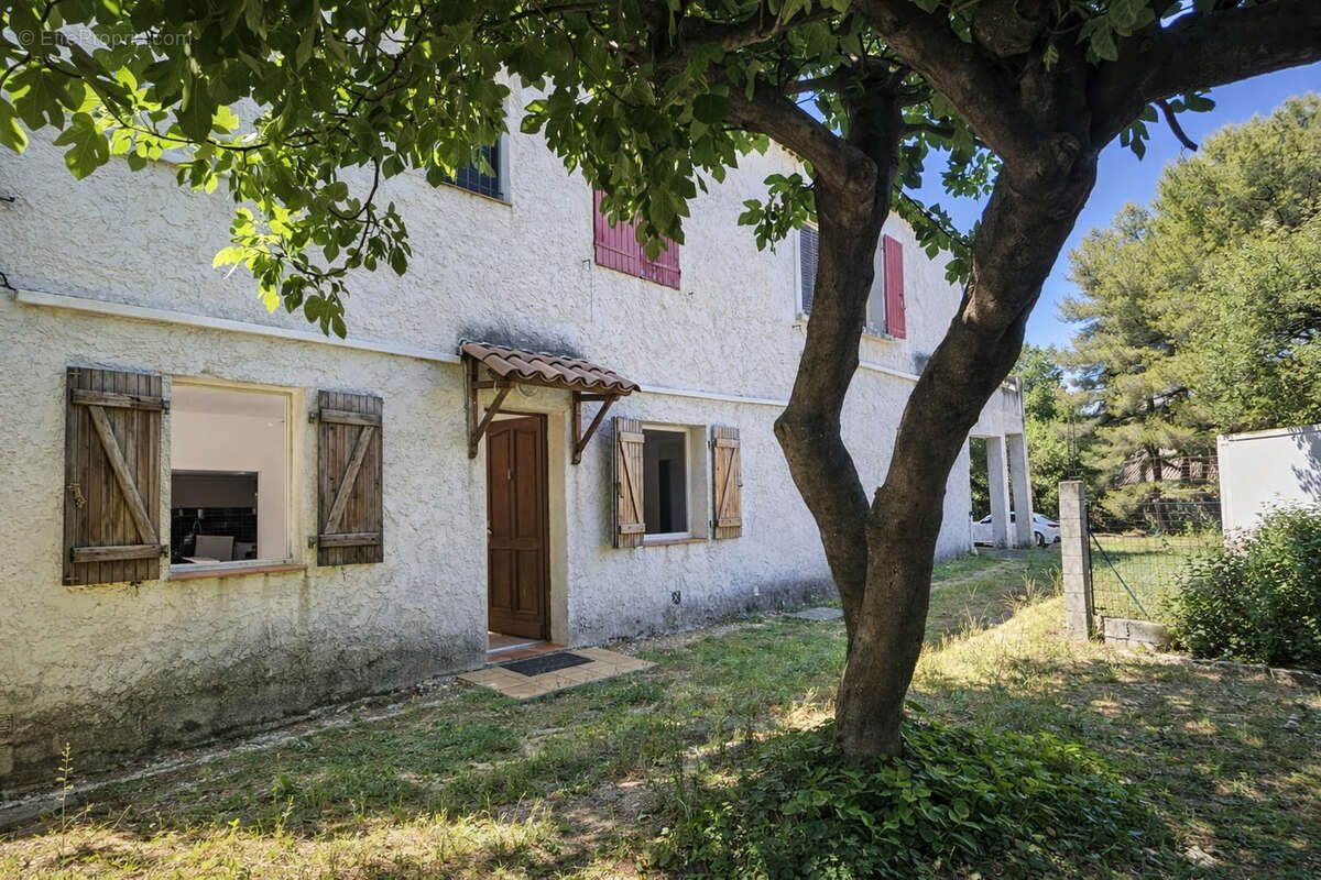 Maison à vendre, 200m², Aubagne