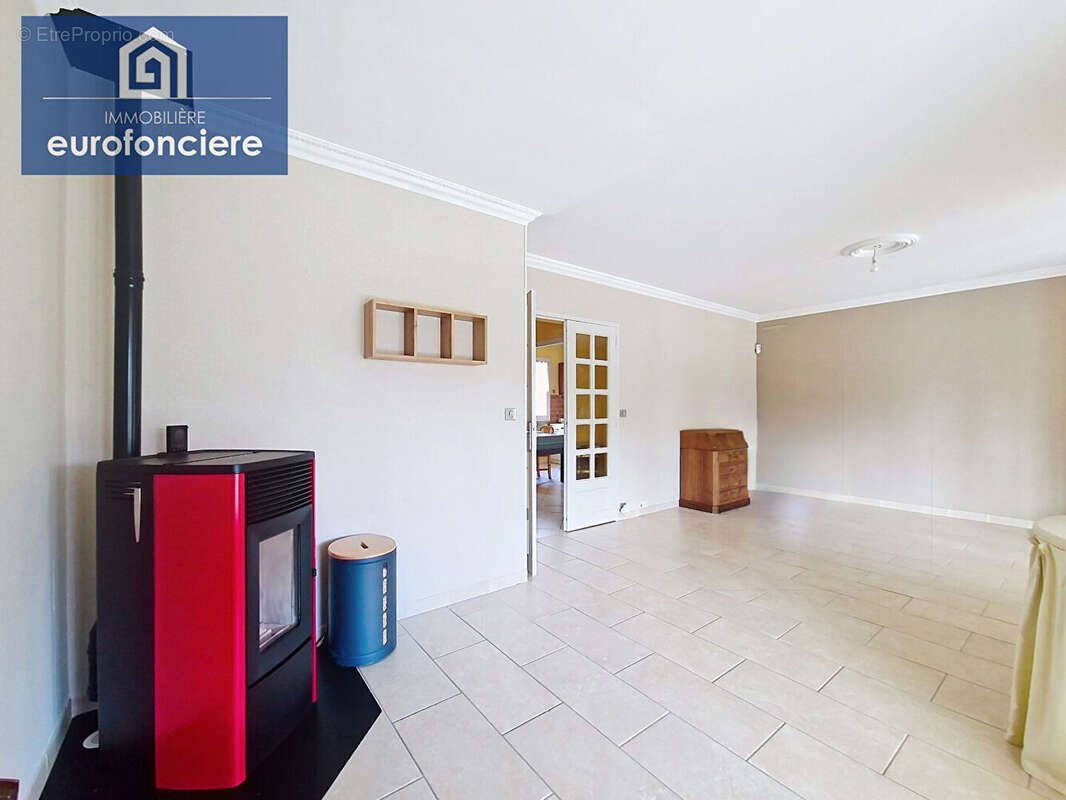 Maison à vendre, 152m², Saint-Lyé