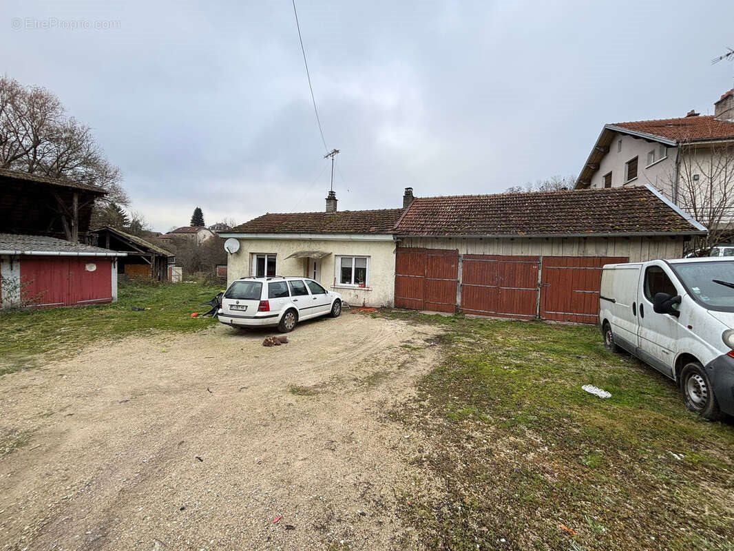 Maison à vendre, 311m², Darney