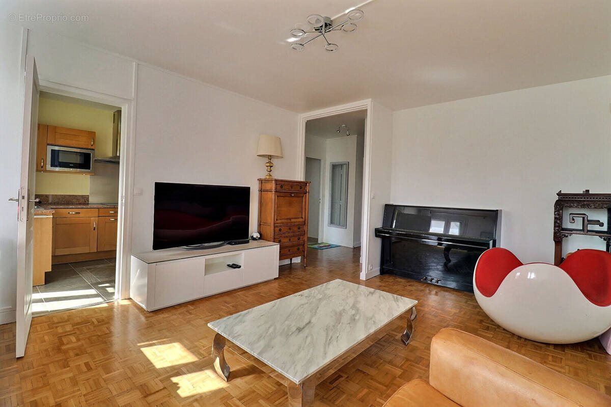 Appartement à vendre, 74m², Rueil-Malmaison