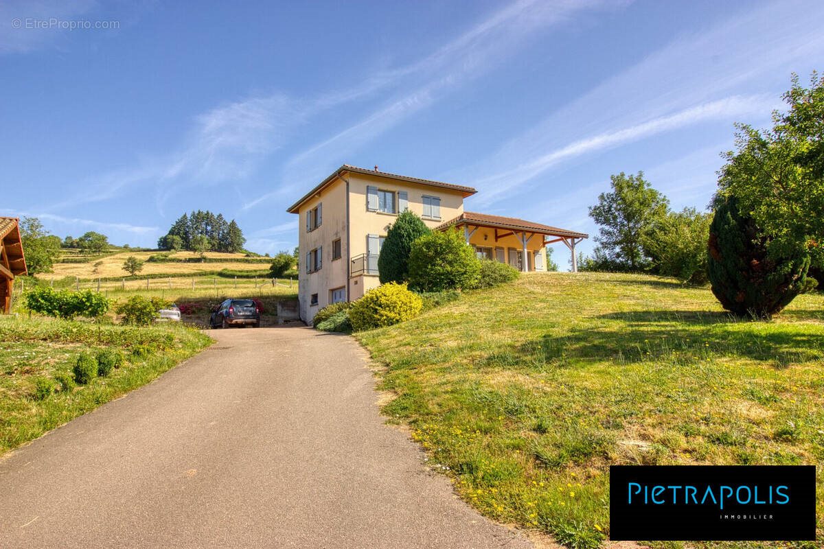 Maison à vendre, 130m², Matour
