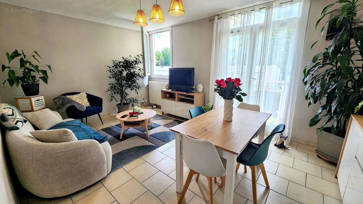 Appartement à vendre, 82m², Pau