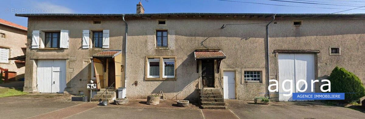Maison à vendre, 159m², Lantéfontaine