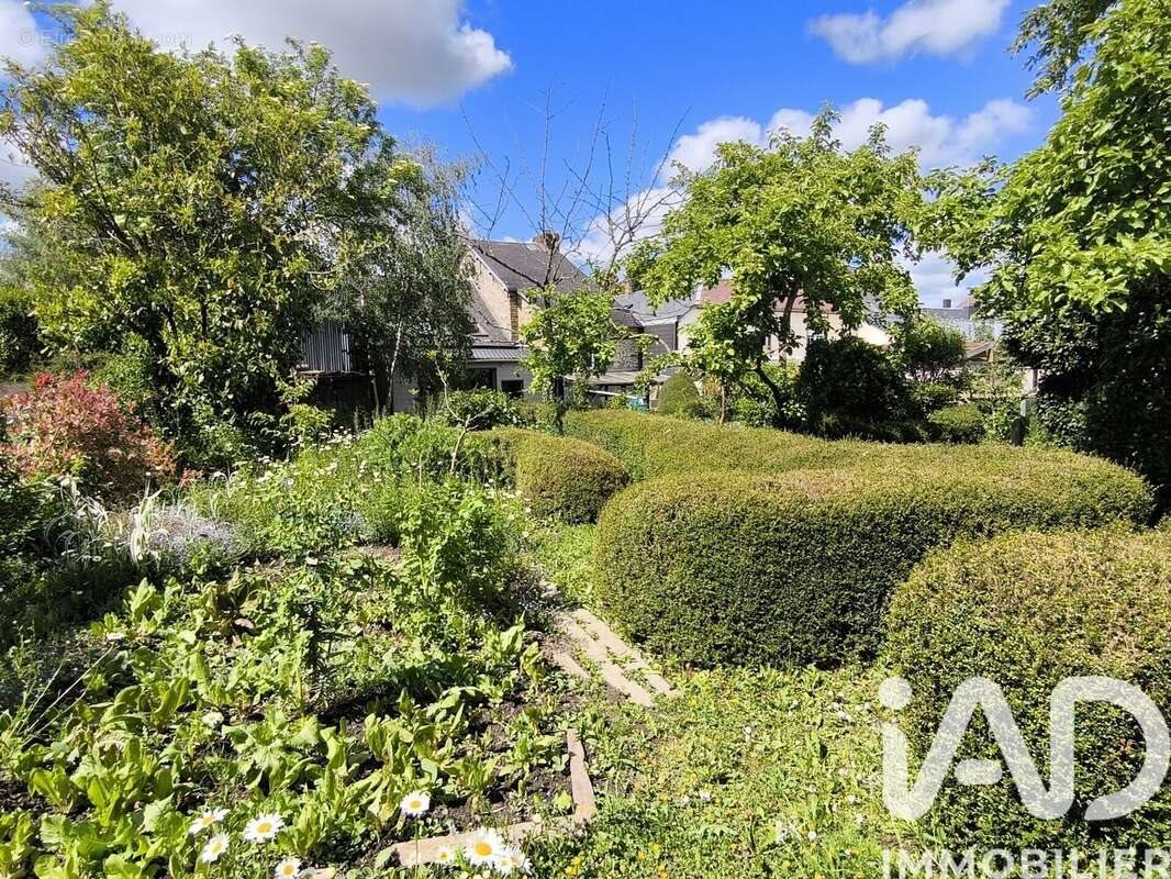 Maison à vendre, 118m², Pierres