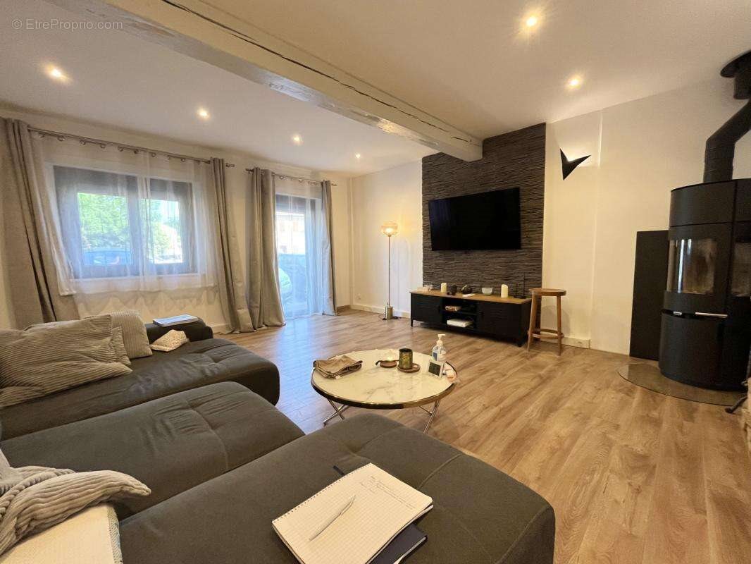 Maison à vendre, 120m², Villariès