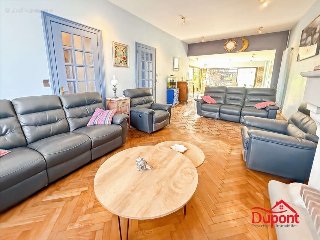 Maison à vendre, 228m², Thiant