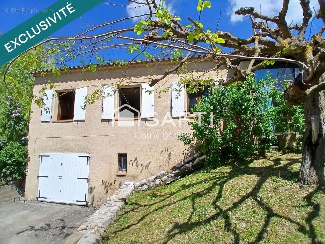 Maison à vendre, 100m², Riez