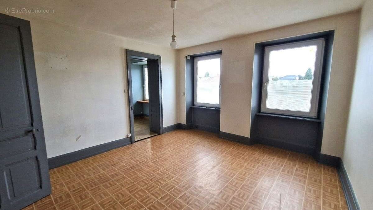 Appartement à vendre, 62m², Bourogne