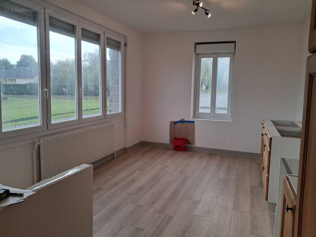 Appartement à vendre, 150m², Lubersac