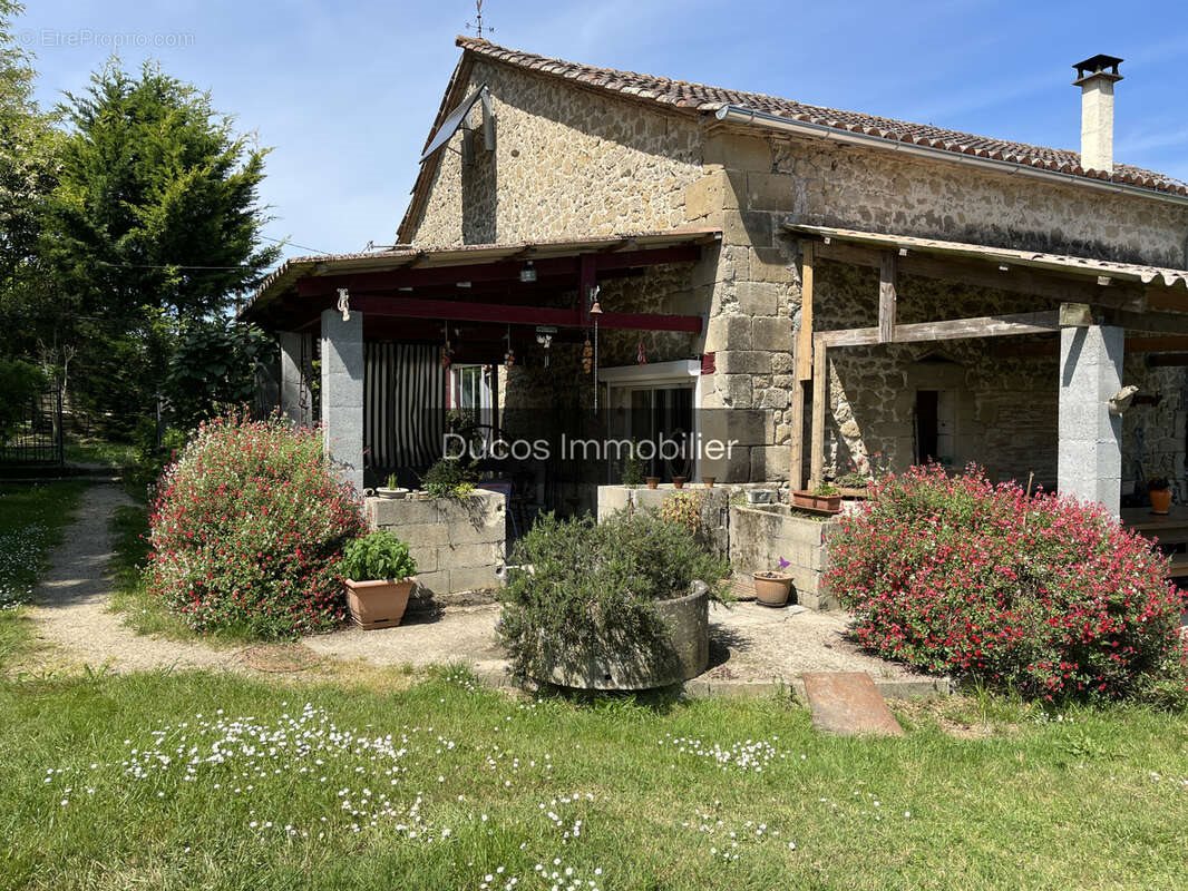 Maison à vendre, 73m², Montignac-de-Lauzun