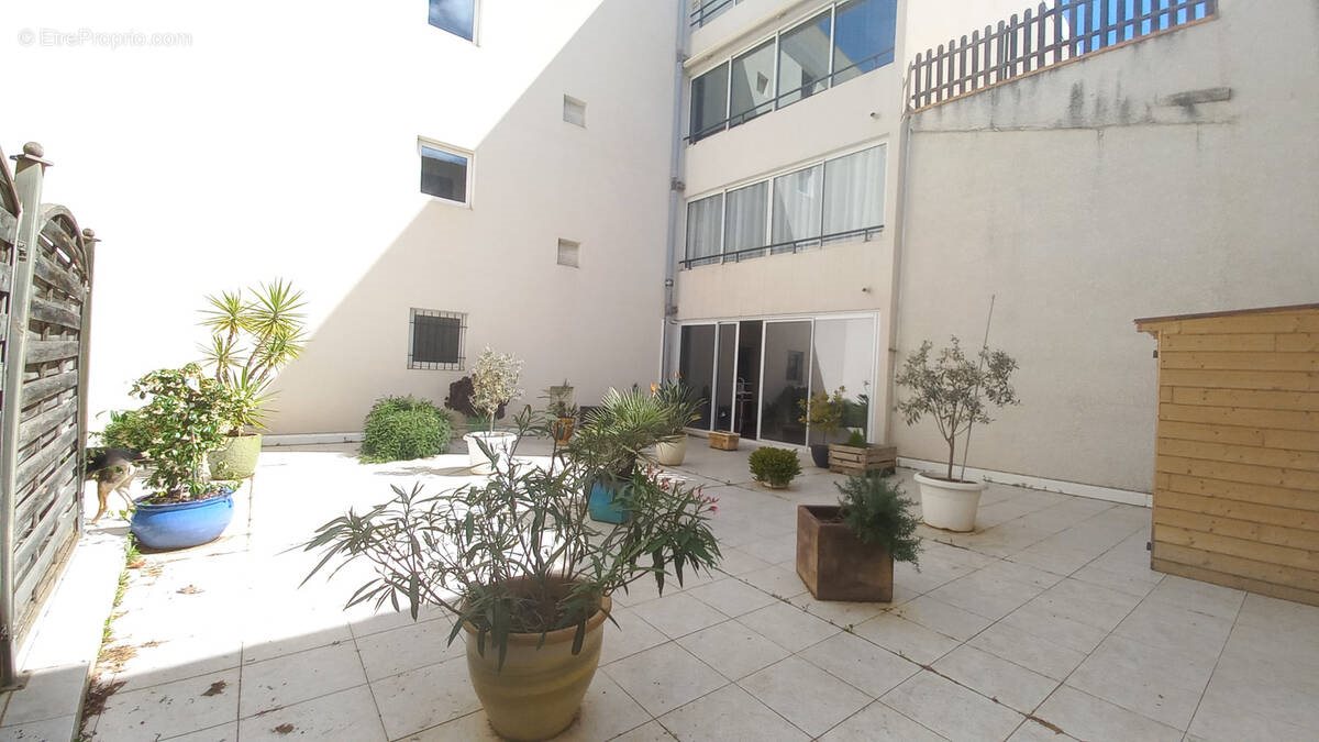 Appartement à vendre, 77m², Villeneuve-lès-Béziers