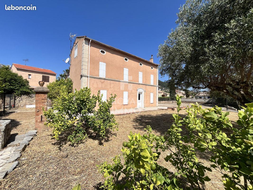 Maison à vendre, 153m², La Farlède