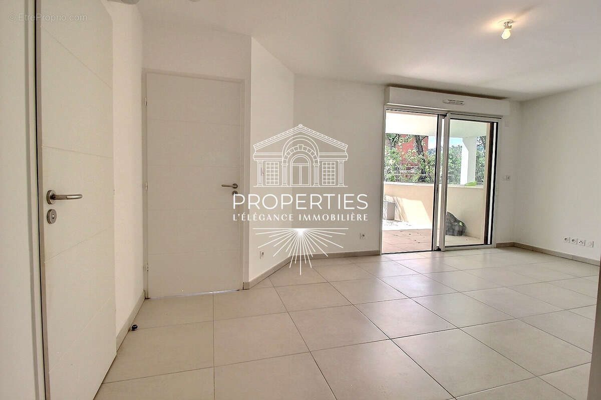 Appartement à vendre, 42m², Bormes-les-Mimosas