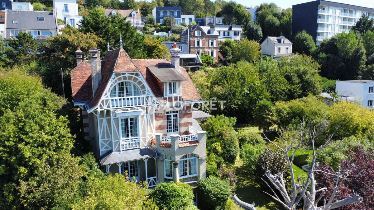 Maison à vendre, 247m², Sainte-Adresse