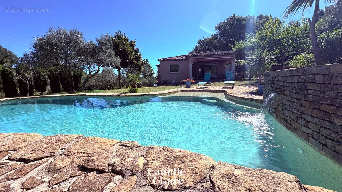 Maison à vendre, 140m², Saint-Savournin
