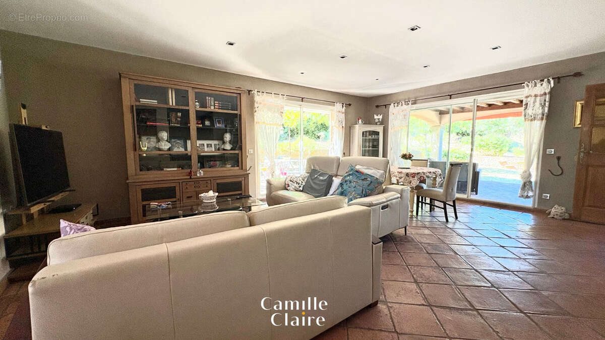 Maison à vendre, 140m², Saint-Savournin