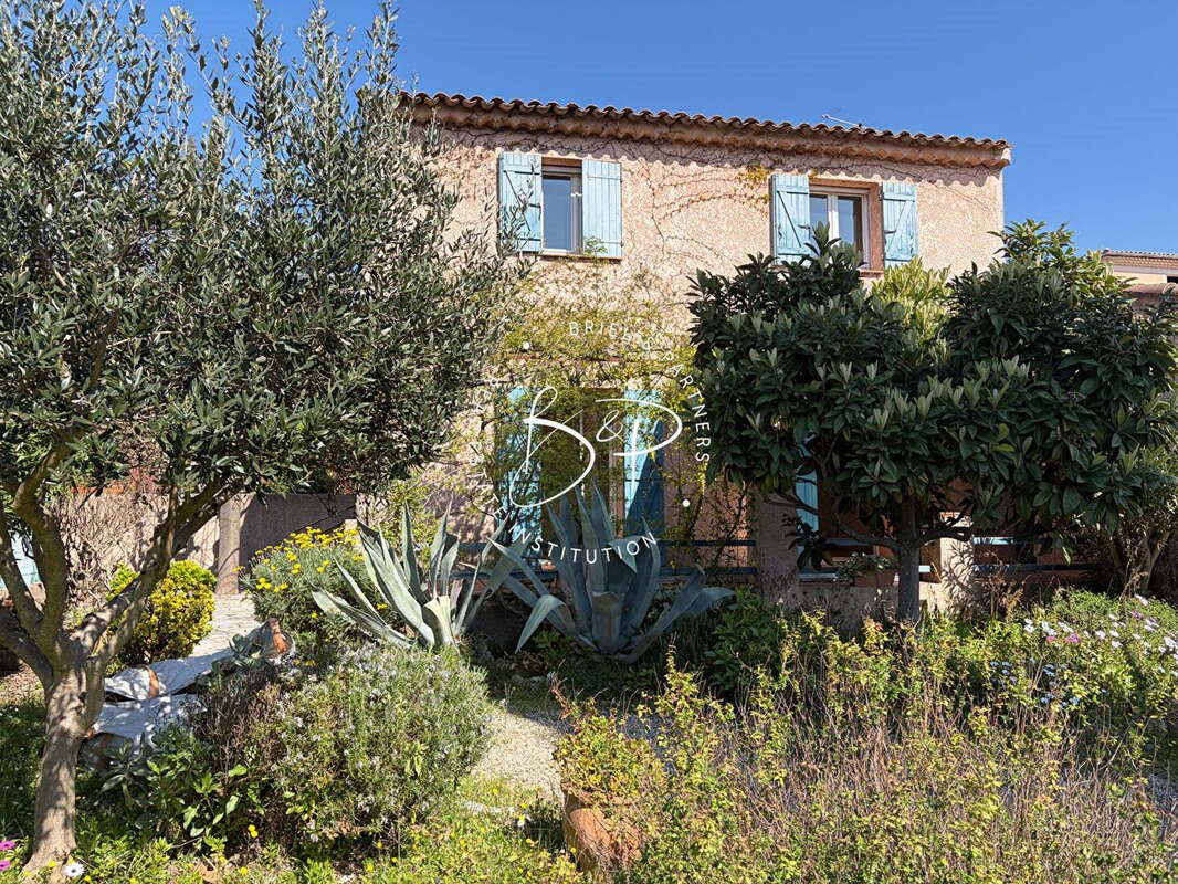 Maison à vendre, 106m², Lorgues