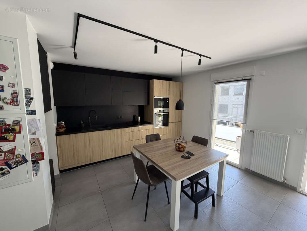 Appartement à vendre, 83m², Sassenage