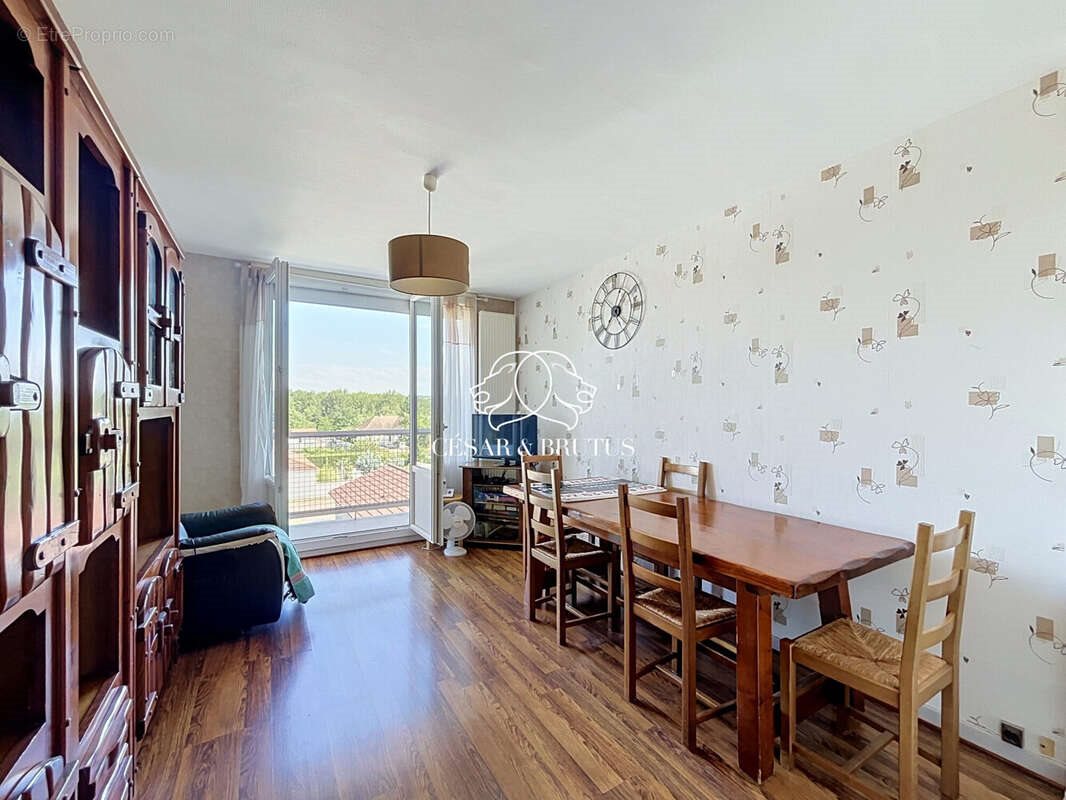 Appartement à vendre, 65m², Roanne