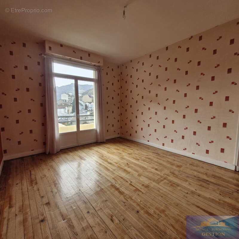 Appartement à vendre, 129m², Lourdes