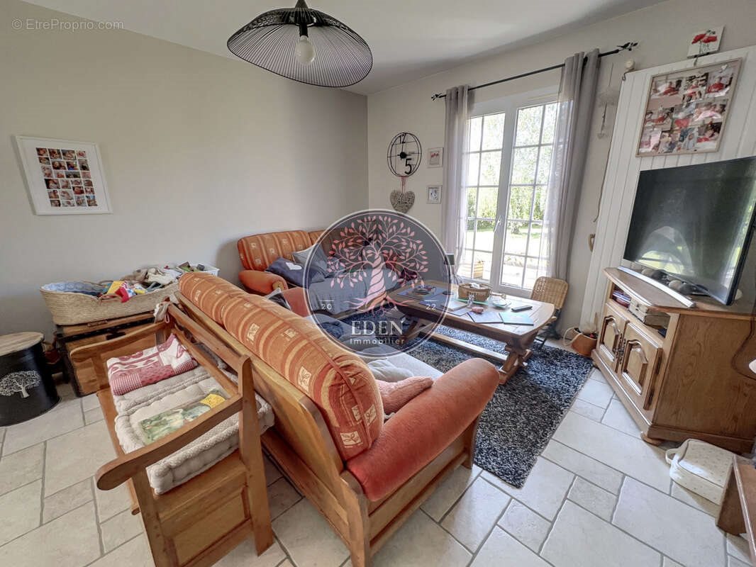 Maison à vendre, 165m², Tréon
