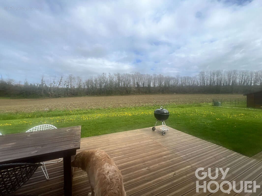 Maison à vendre, 103m², Carresse-Cassaber
