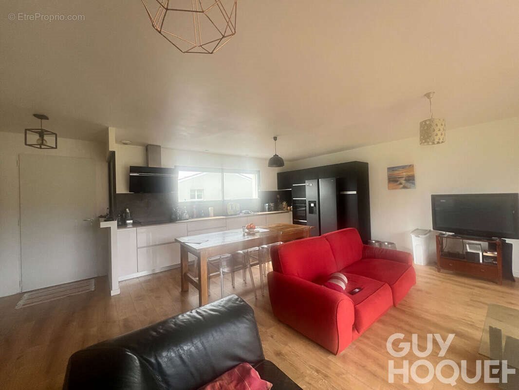 Maison à vendre, 103m², Carresse-Cassaber