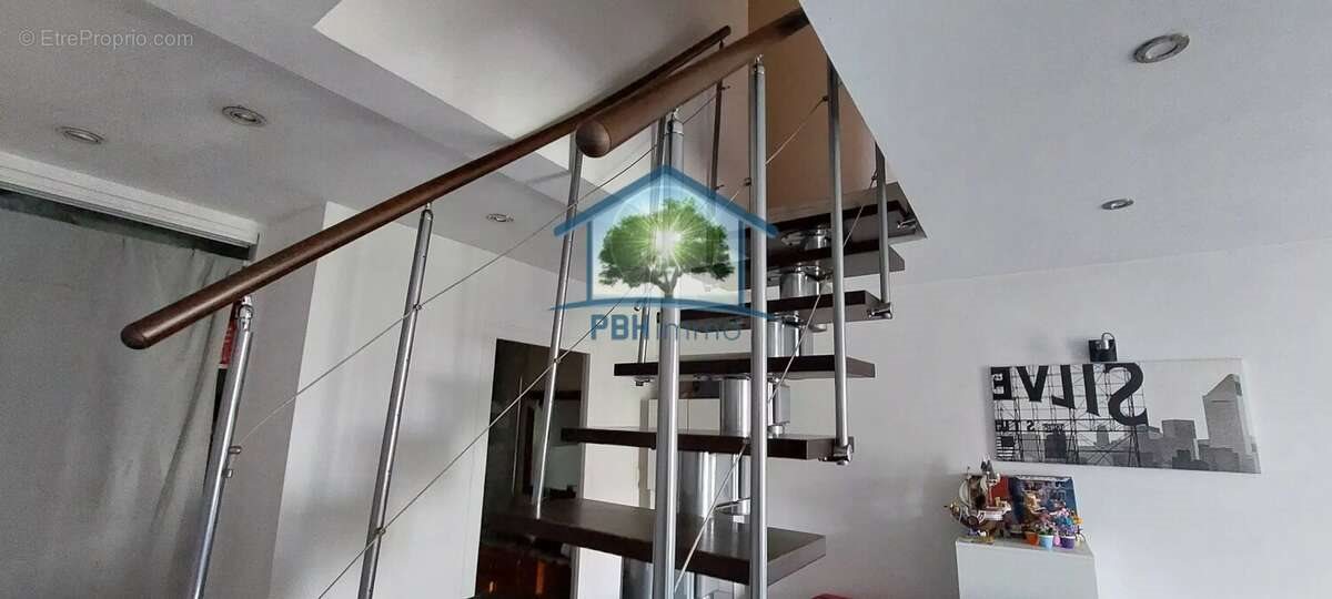 Appartement à vendre, 225m², Golbey