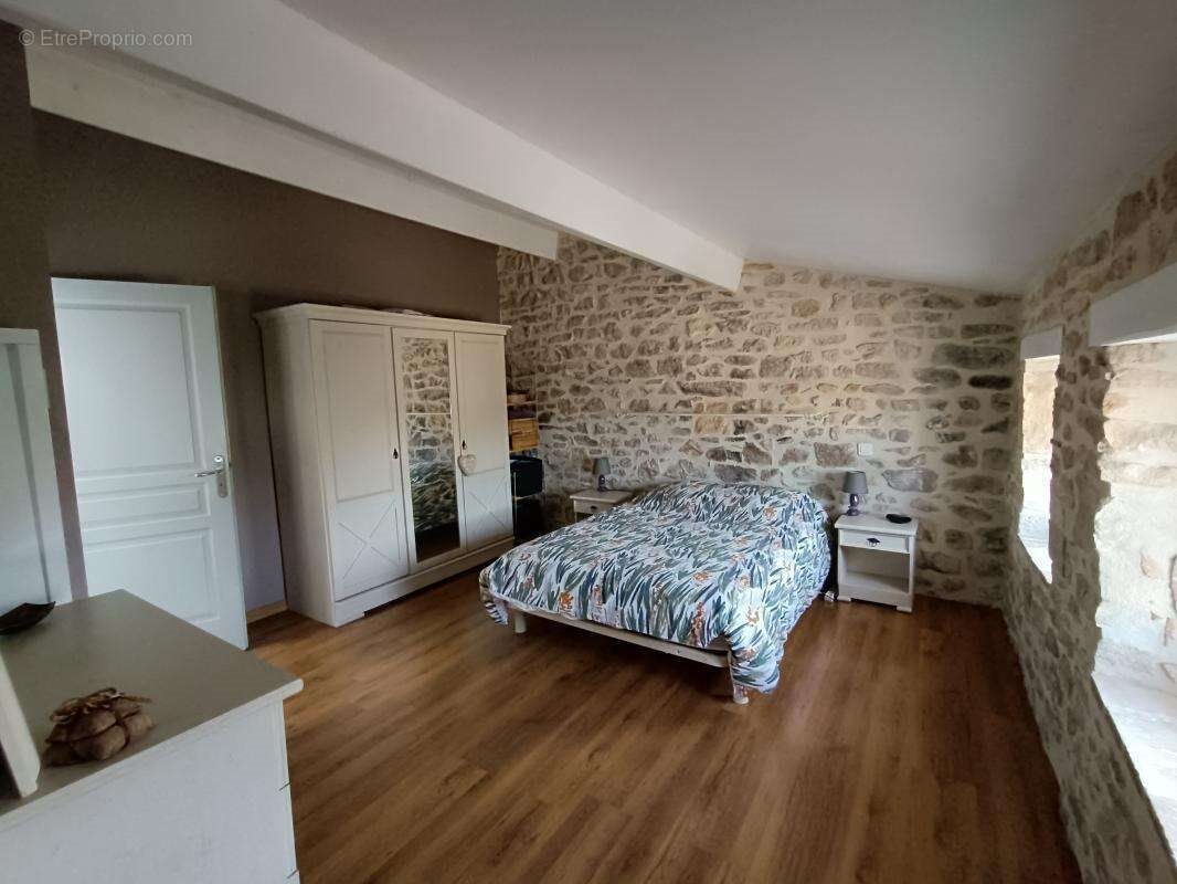 Maison à vendre, 143m², Saint-Jean-de-Maruéjols-et-Avéjan
