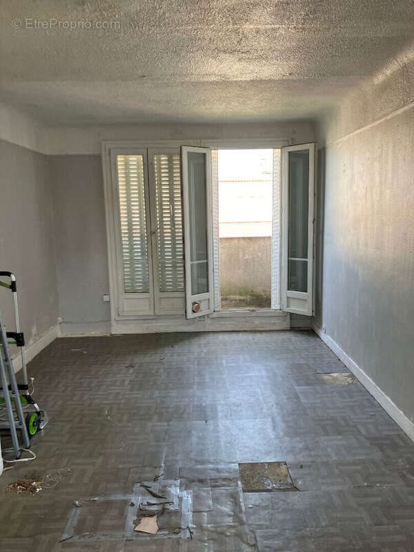 Appartement à vendre, 26m², Clichy