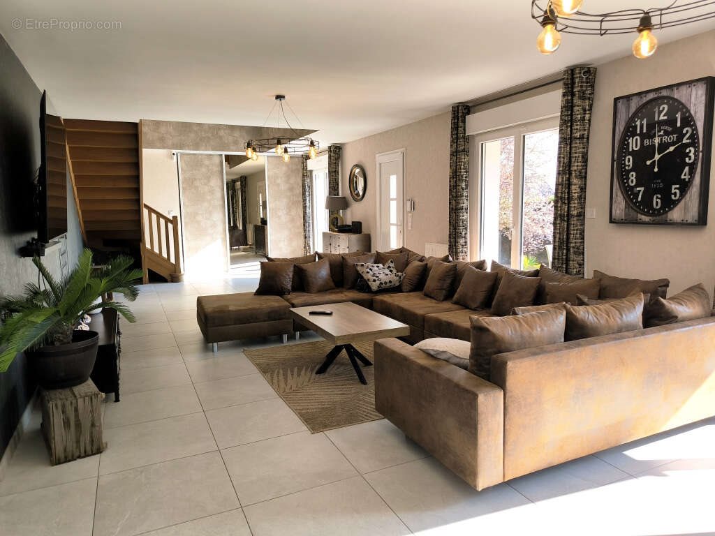 Maison à vendre, 227m², Ellon