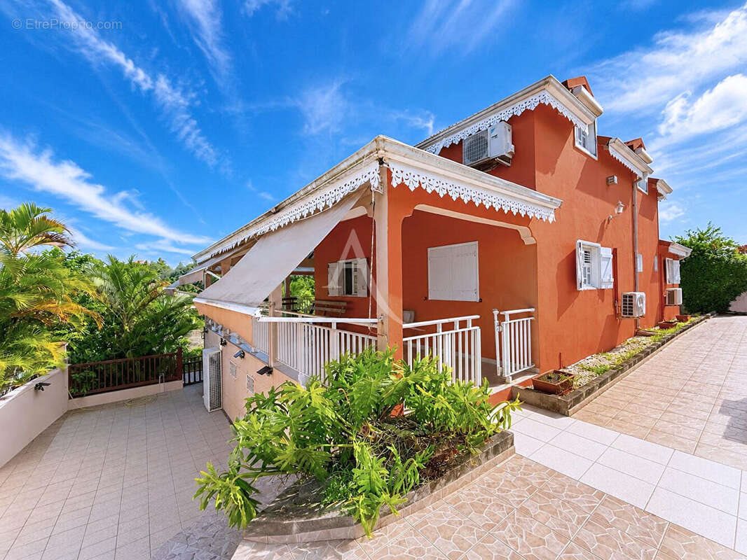 Maison à vendre, 198m², Sainte-Anne
