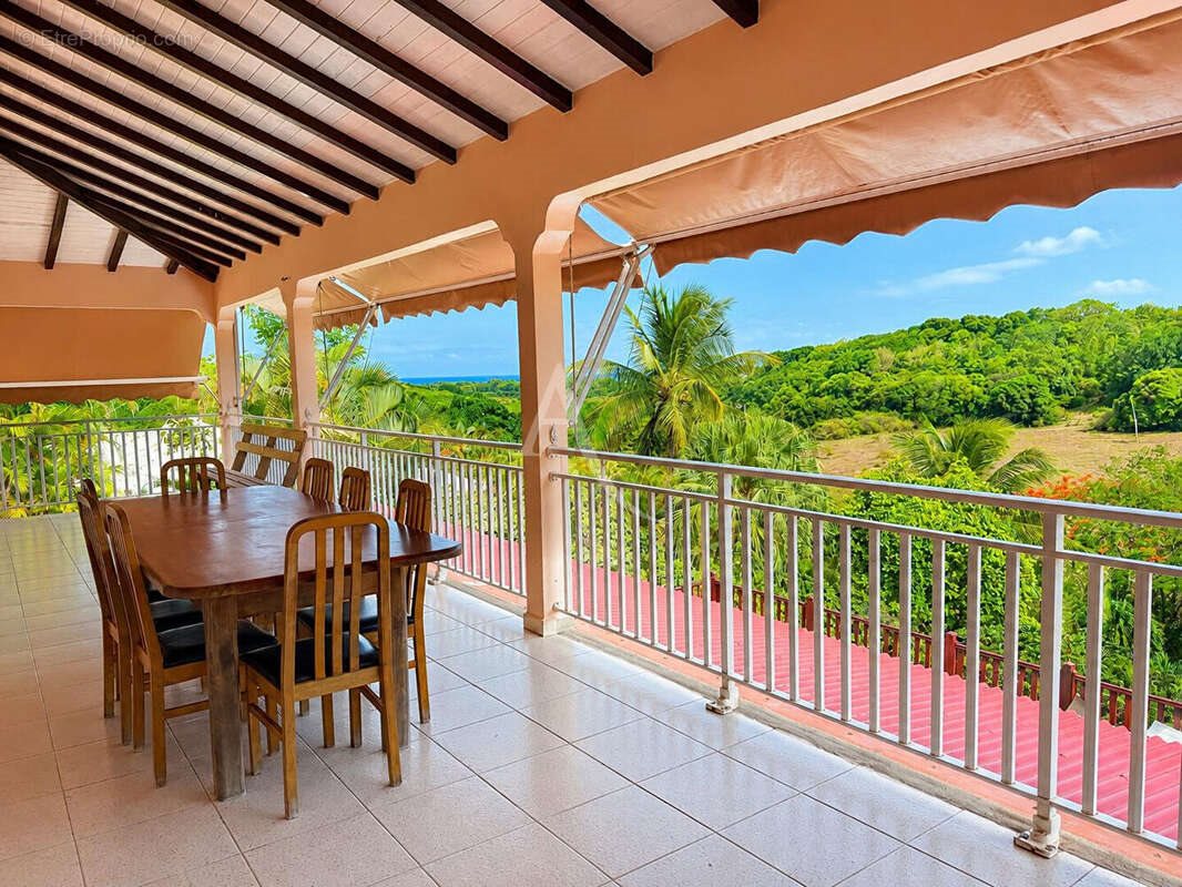 Maison à vendre, 198m², Sainte-Anne