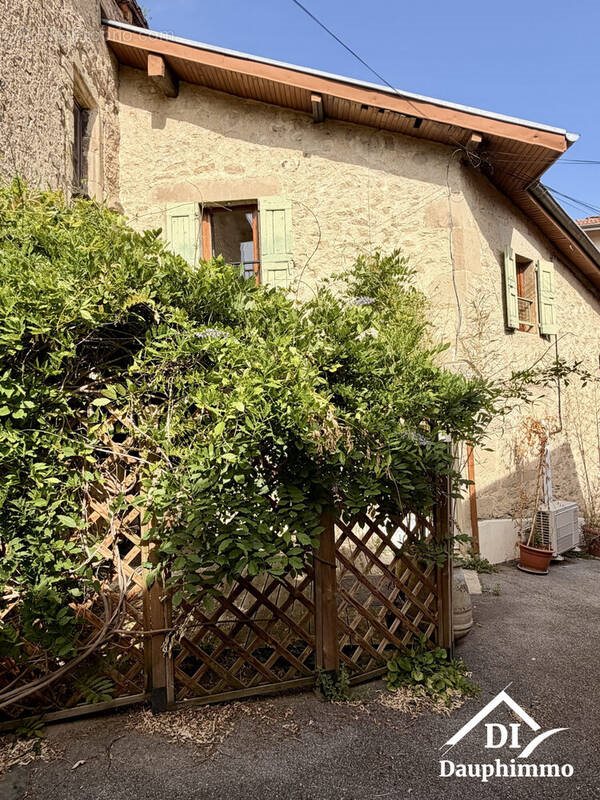 Maison à vendre, 84m², Saint-Donat-sur-l'Herbasse