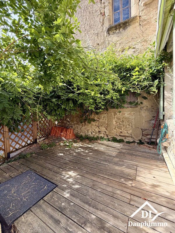 Maison à vendre, 84m², Saint-Donat-sur-l'Herbasse