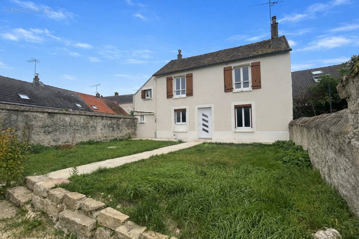 Maison à vendre, 72m², Baulne